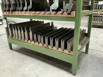LVD Press brake Dies & punches – kavel bij Dome Auctions, Höhenkirchen-Siegertsbrunn