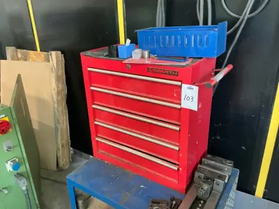 Metal cabinet – kavel bij Dome Auctions, Höhenkirchen-Siegertsbrunn