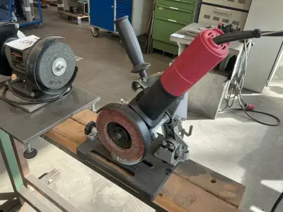 Gambit BGAG-12008A-ZAT Angle grinder – kavel bij Dome Auctions, Höhenkirchen-Siegertsbrunn