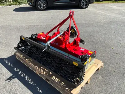 2026 R2 Rinaldi MTZ150 Rotorkopeg met kruimelrol – kavel bij Dome Auctions, Middelkerke