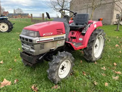 Shibaura P185F vierwielaangedreven minitractor – kavel bij Dome Auctions, Middelkerke