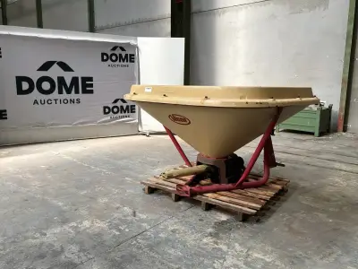 Vicon Gedragen Kunstmeststrooier – kavel bij Dome Auctions, Depot Deinze