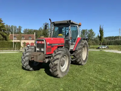 1995 Massey Ferguson 3095 Vierwielaangedreven Tractor – kavel bij Dome Auctions, Bazel