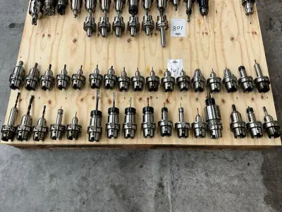 HSK 63 Toolholder (33x) – kavel bij Dome Auctions, Viernheim