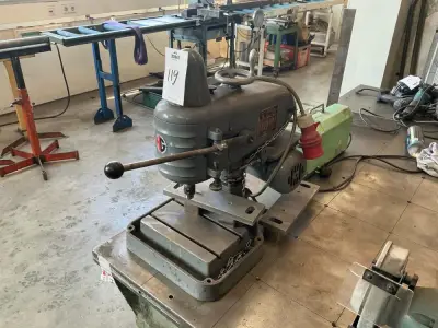 Hagen u. Goebel 23N Bench drill – kavel bij Dome Auctions, Höhenkirchen-Siegertsbrunn