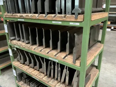 LVD & UKB Press brake punches – kavel bij Dome Auctions, Höhenkirchen-Siegertsbrunn