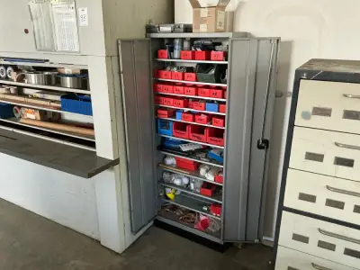 Vrious drills and taps – kavel bij Dome Auctions, Höhenkirchen-Siegertsbrunn