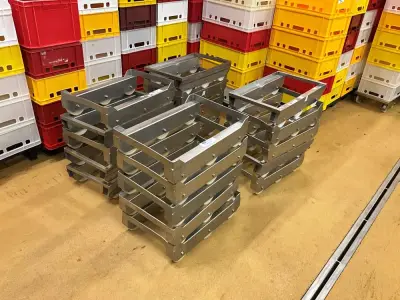 Set of 20 rolling carts for holding bins – kavel bij Dome Auctions, Kingersheim