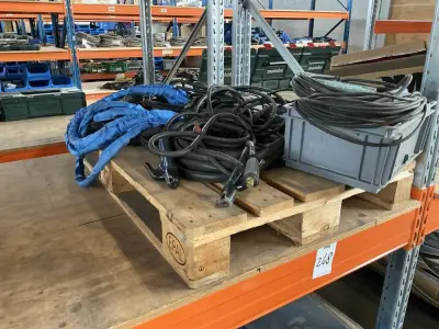 Diverse lastoebehoren – kavel bij Dome Auctions, Rotterdam
