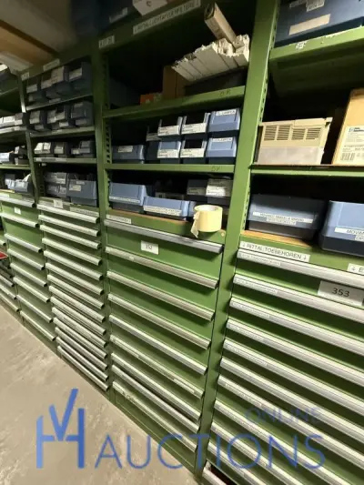Partij relais, contactoren en kabelgoten – kavel bij VH Auctions