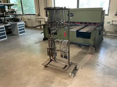 Clamps – kavel bij Dome Auctions, Höhenkirchen-Siegertsbrunn