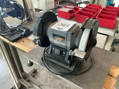 King Craft KSM-200V Bench grinder – kavel bij Dome Auctions, Höhenkirchen-Siegertsbrunn