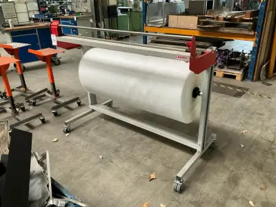 Packaging material – kavel bij Dome Auctions, Höhenkirchen-Siegertsbrunn