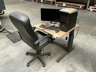 Desk setup – kavel bij Dome Auctions, Höhenkirchen-Siegertsbrunn