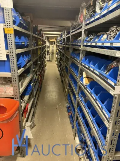Very large lot of machine parts and technical components – kavel bij VH Auctions