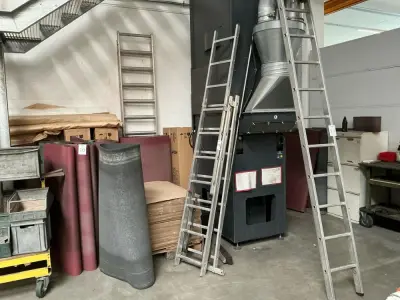 Extendeble ladder – kavel bij Dome Auctions, Höhenkirchen-Siegertsbrunn