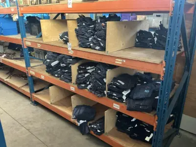 Partij overalls – kavel bij Dome Auctions, Rotterdam