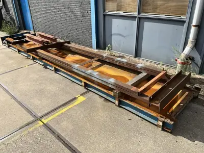 stalen onderplaat – kavel bij Dome Auctions, Rotterdam