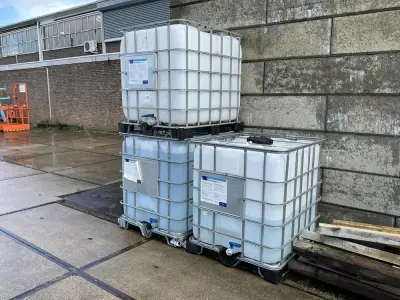Demiwater ibc – kavel bij Dome Auctions, Rotterdam