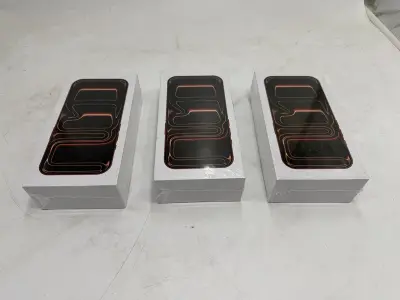 3x Smartphone | Merkloos – kavel bij Onlineveilingmeester, Groningen