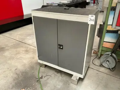 Workshop cabinet – kavel bij Dome Auctions, Höhenkirchen-Siegertsbrunn