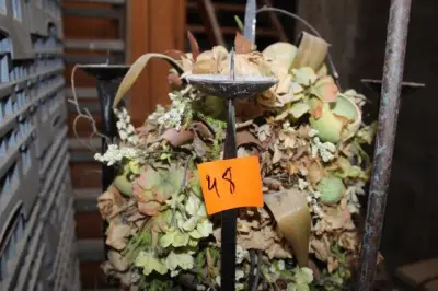 Partij Metalen Staanders/Decoratie – kavel bij Openbare Verkopen, Diksmuide