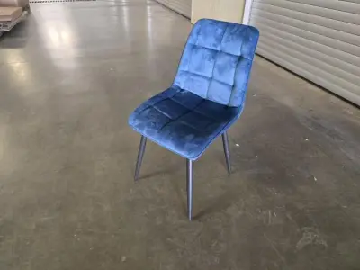 1x Eetkamerstoel MHM3 blauw velvet – kavel bij Openbare Verkopen, Pittem