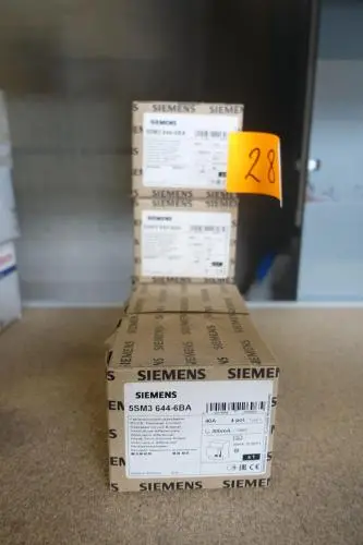 5x Aardlekschakelaar 40A Siemens – kavel bij Openbare Verkopen, Harelbeke