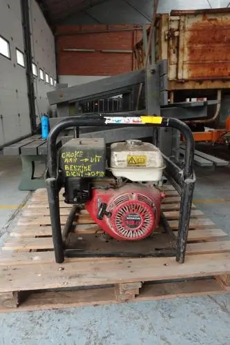 Benzine generator Sdmo – kavel bij Openbare Verkopen, Jabbeke