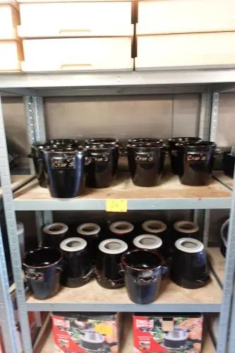 20x Keramische pot – kavel bij Openbare Verkopen, Sint-Martens-Latem