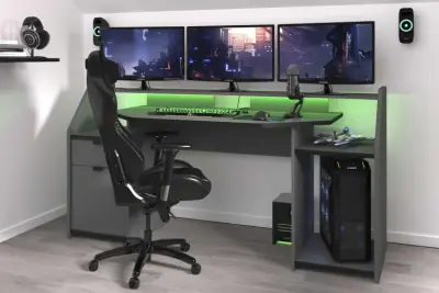 Bureau Gaming 180cm met ledstrip 2 – kavel bij Openbare Verkopen, Beveren-Leie