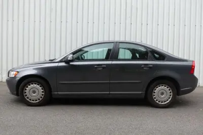 Volvo S40 – kavel bij Openbare Verkopen, Wielsbeke