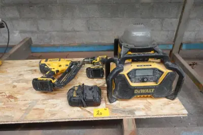 Accu set dewalt – kavel bij Openbare Verkopen, Wervik