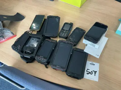 Partij ATEX mobieltjes – kavel bij Dome Auctions, Rotterdam