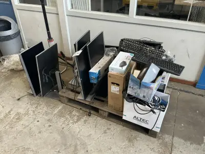 Diverse IT artikelen – kavel bij Dome Auctions, Rotterdam