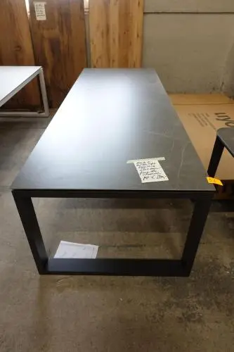Outdoor tafel Liyo – kavel bij Openbare Verkopen, Wakken