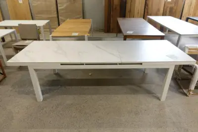Outdoor tafel Gescova – kavel bij Openbare Verkopen, Wakken