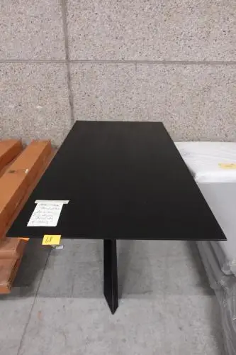 Mango tafel – kavel bij Openbare Verkopen, Wakken