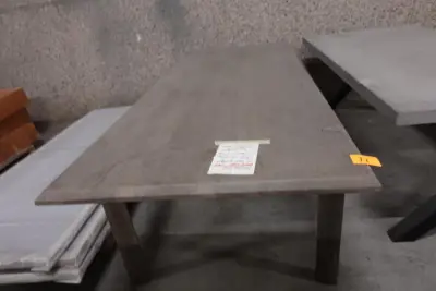 Indoor tafel PTMD – kavel bij Openbare Verkopen, Wakken