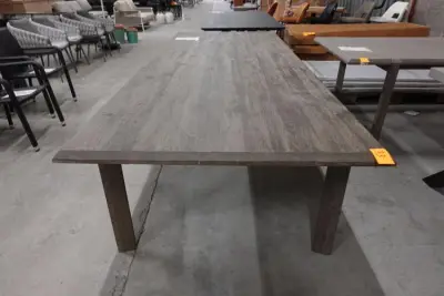 Indoor tafel PTMD – kavel bij Openbare Verkopen, Wakken