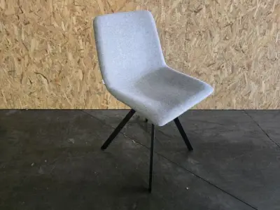 1x stoel in grijze stof PR Living – kavel bij Openbare Verkopen, Pittem