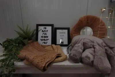 Decoratie kinderkamer – kavel bij Openbare Verkopen, Wielsbeke
