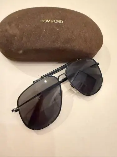 TOM FORD zonnebril – kavel bij Openbare Verkopen, Wielsbeke