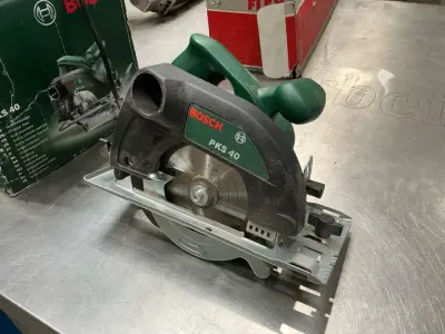 Bosch PKS 40 Circular saw – kavel bij Dome Auctions, Höhenkirchen-Siegertsbrunn