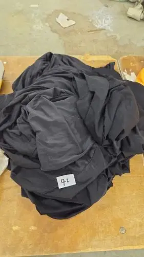 sta tafel nappen – kavel bij Openbare Verkopen, Aalst