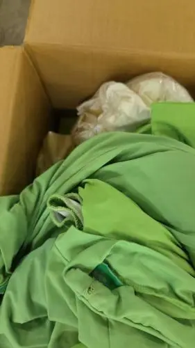 doos met diverse nappen – kavel bij Openbare Verkopen, Aalst