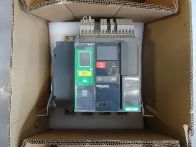 Vermogenschakelaar Schneider – kavel bij Openbare Verkopen, Harelbeke