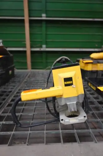 Bovenfrees Dewalt – kavel bij Openbare Verkopen, Wervik