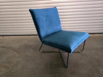 1x Fauteuil Blauw – kavel bij Openbare Verkopen, Pittem