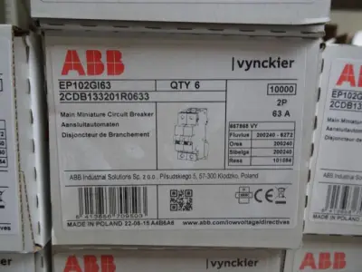 10x Doos zekering Abb – kavel bij Openbare Verkopen, Harelbeke